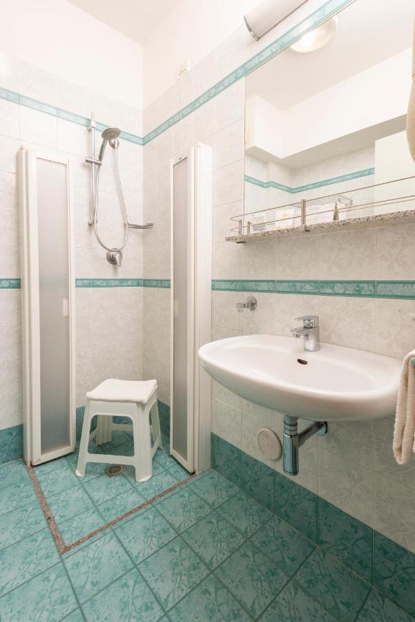 Hotel Residence Imperial Misano Adriatico Eksteriør billede